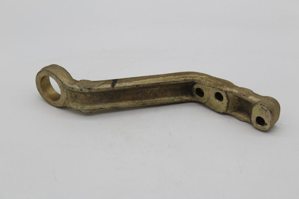 Suspension A-arm Upper Front DX