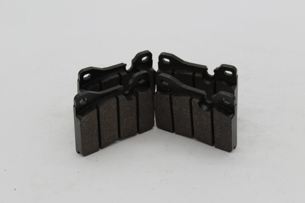 Set Front Brake Pads B/4 thru TR Marelli