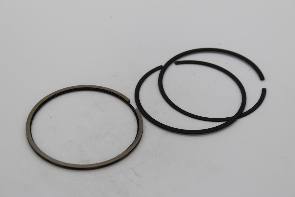 Set Piston Rings (1) 82mm TR&412
