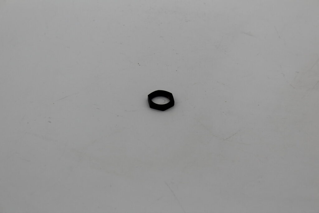 Nut Black Wiper Pivot 18x1.0..