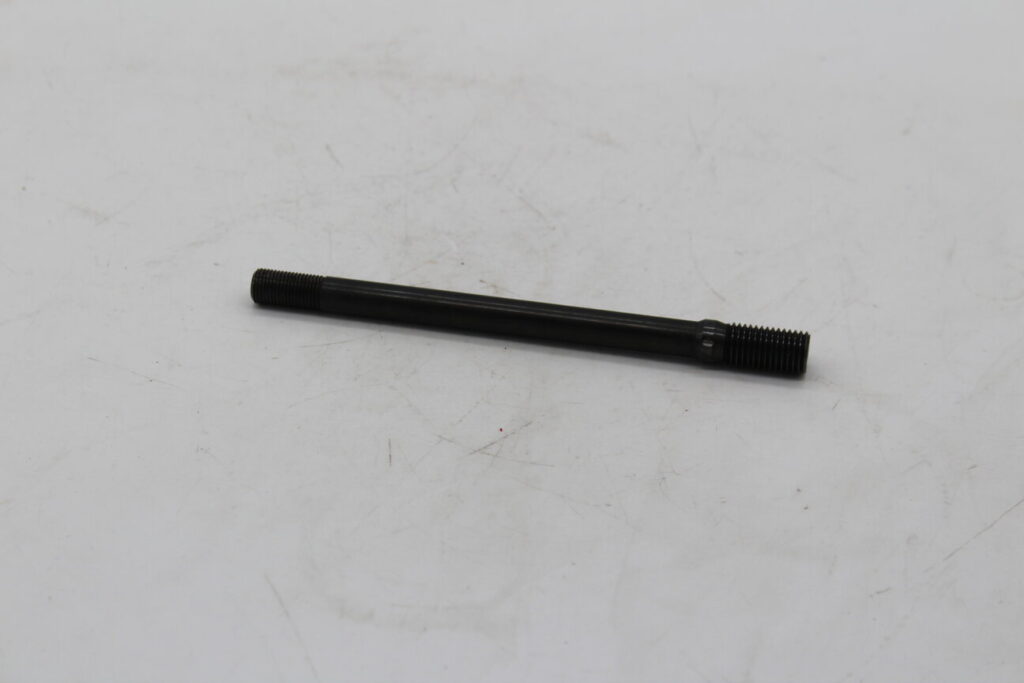 Stud Cylinder Head 275 152mm Long