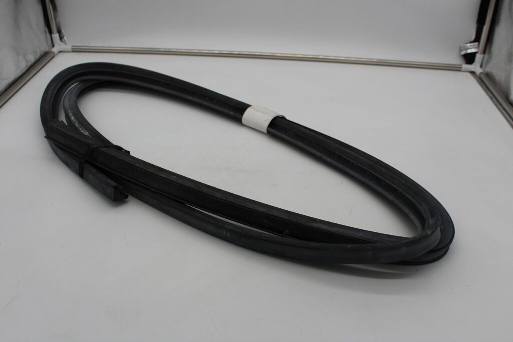 RH Upper Door Opening Seal