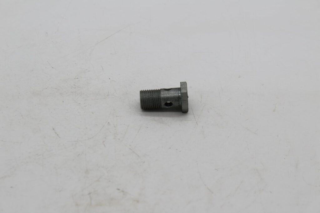 Bolt Banjo 16x33x1.5 thr.