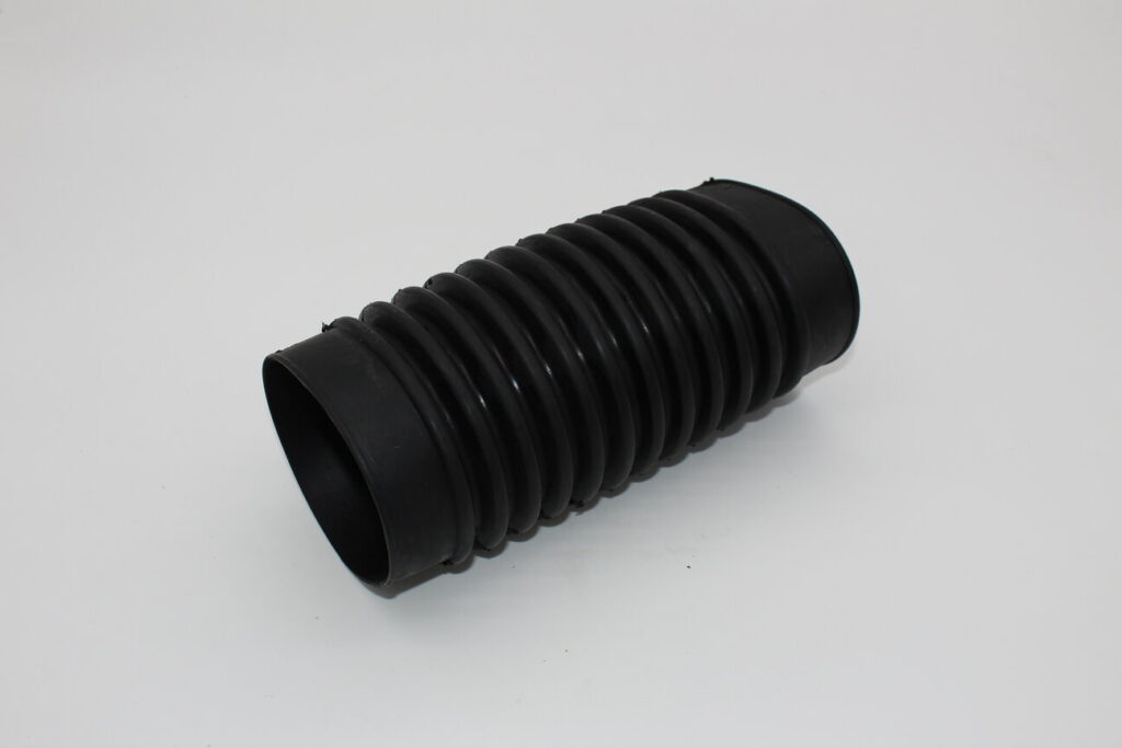 Boot Air Inlet Oil Cooler to #75271