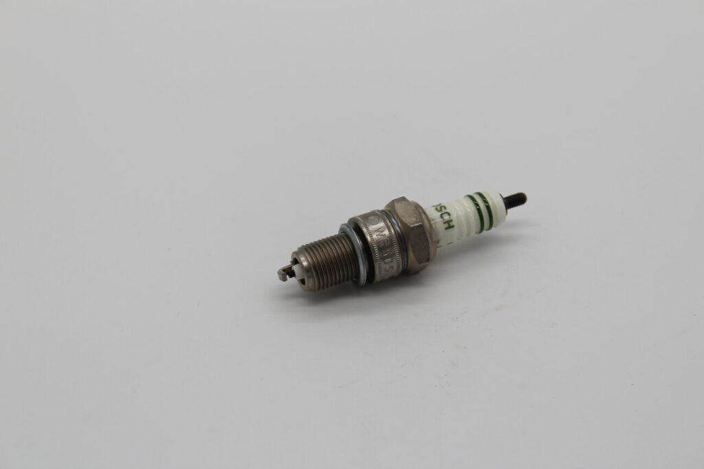 Spark Plug Bosch WR5DS