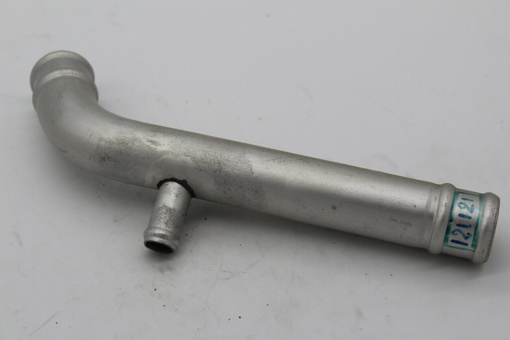 Water Pipe Dx Cylinder Head TR