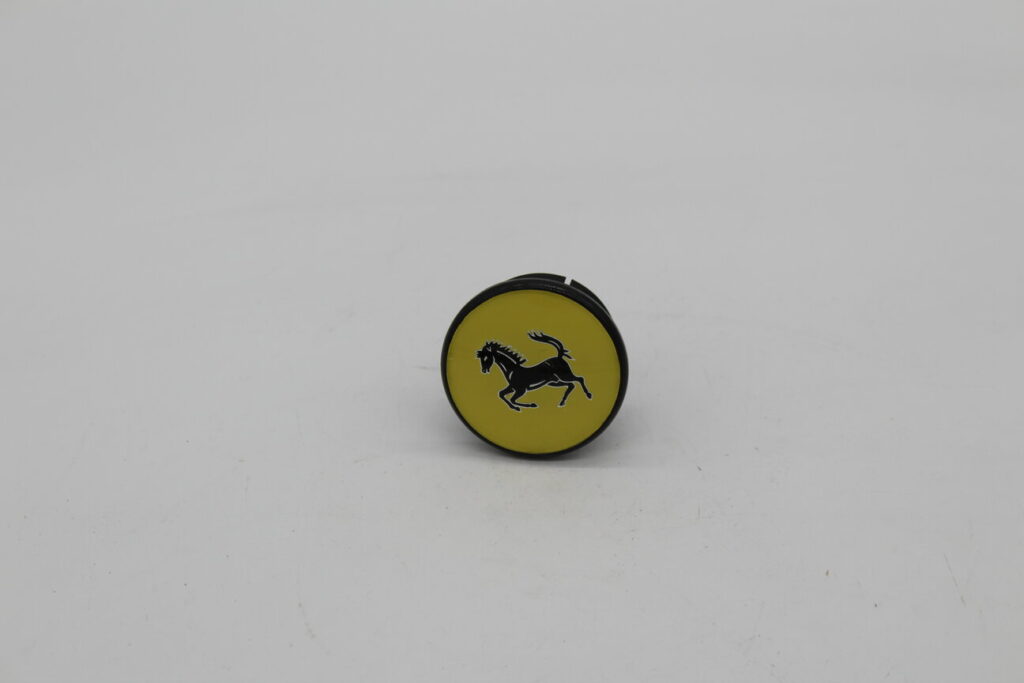 Cap Wheel Center F512M