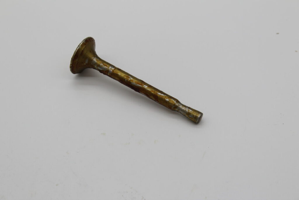 Valve Exhaust