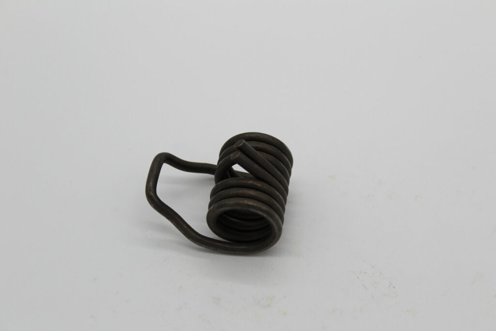 SPRING VALVE"HAIRPIN" 3 4mmDIA. - Inside Retainer Posts