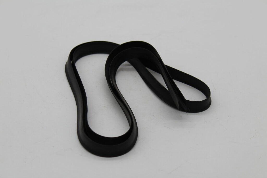 Seal Rear Quarter Glass Outer