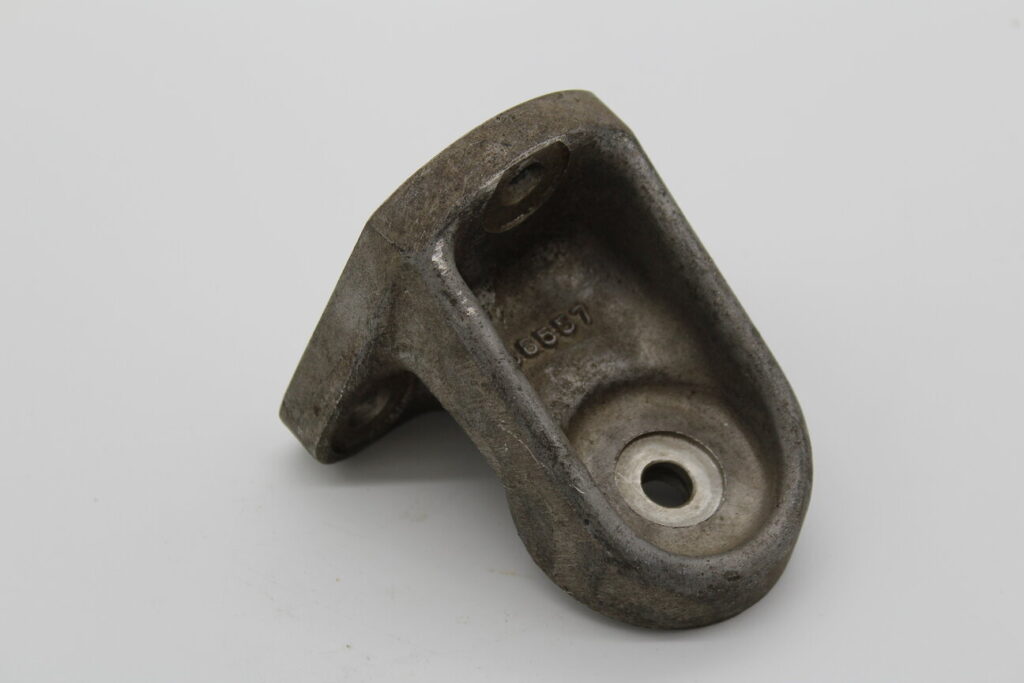 Engine Bracket Mount (9100296)