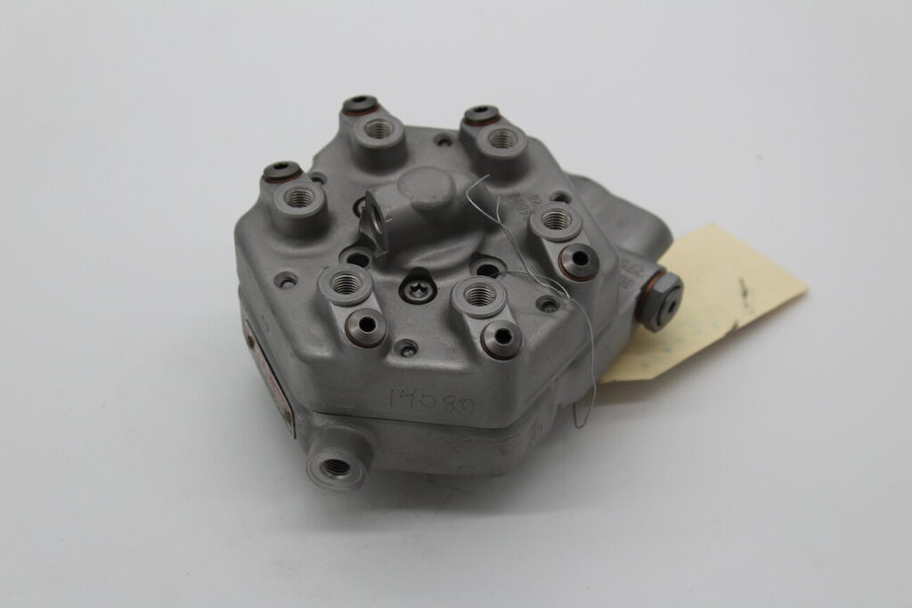 Core Fuel Dist. (0438100055)..