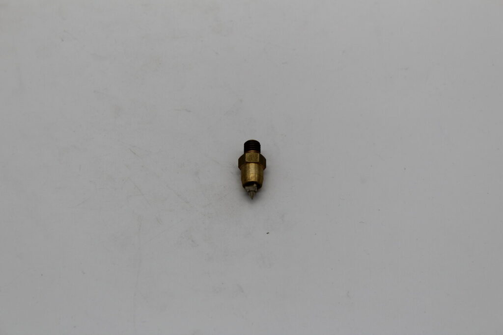 Carburetor Needle/Seat 3 00