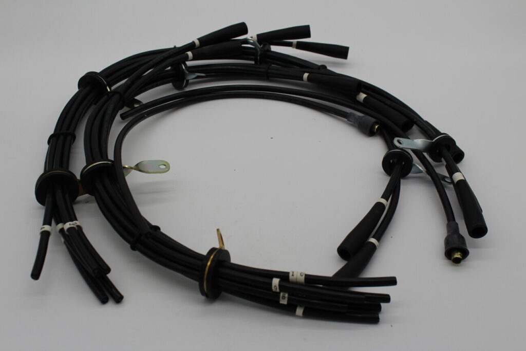 Set Spark Plug Wires 250/275