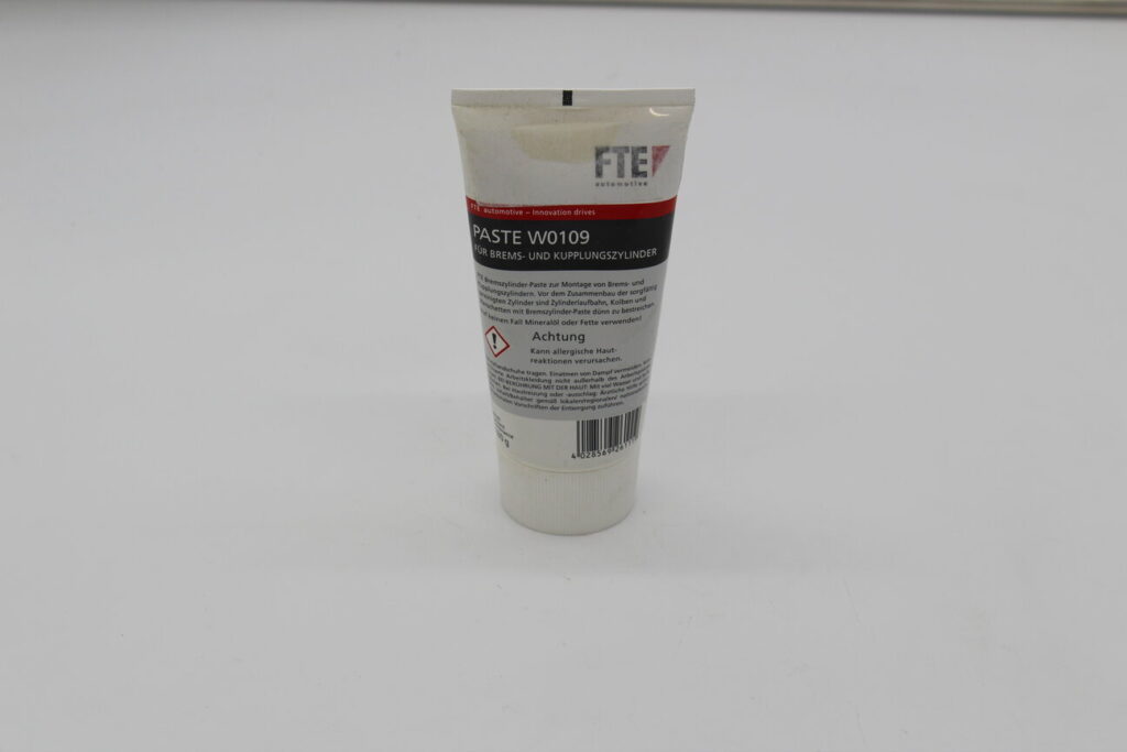 Brake Cylinder Paste