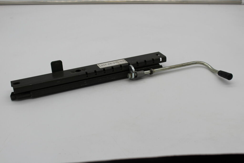 Seat Track DX