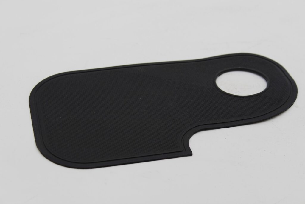 Bib Fuel Filler Neck