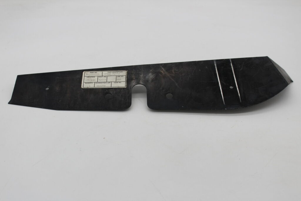 LH Hinge Plate GTS
