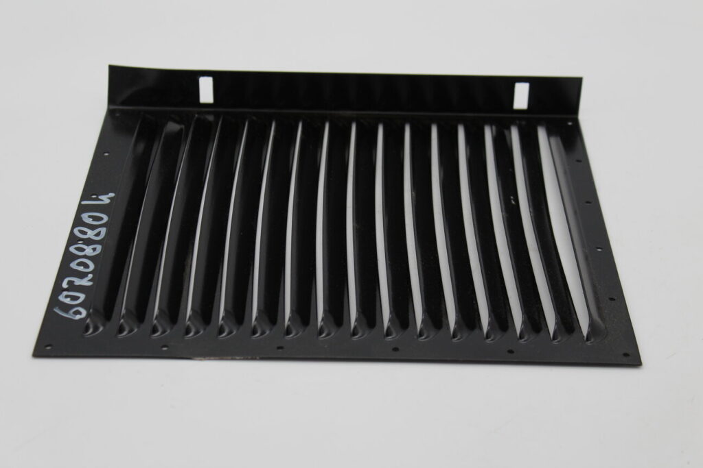 Rear Lower Grille SX Louvered
