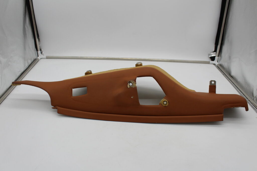 Cover LR Natural Leather VM4480