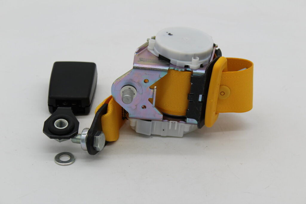 RR Yellow Seat Belt Euro California to Assy# 103178..