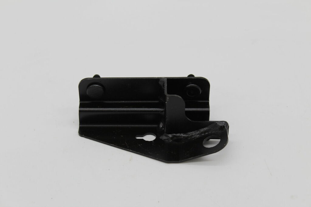 Rear Bonnet Fixing Bracket DX..