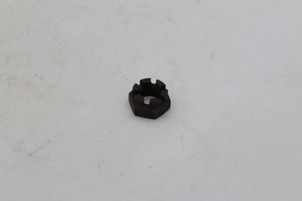 Nut Castle F Hub LH thr. 18x1.5x15