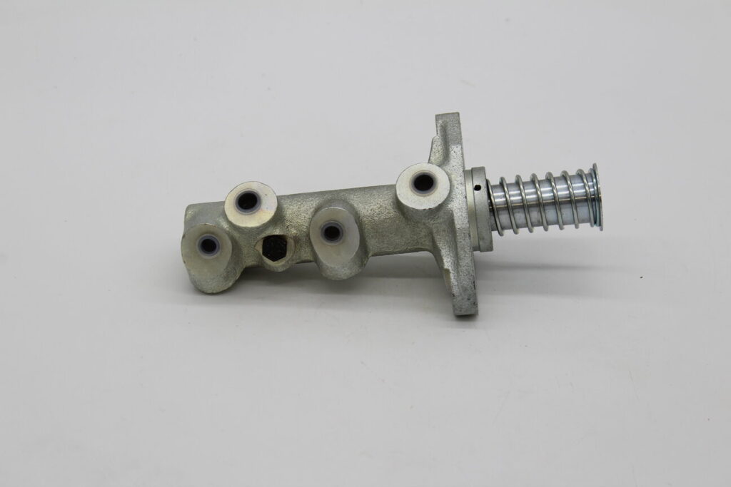 Brake Master Cylinder 275/330GTC